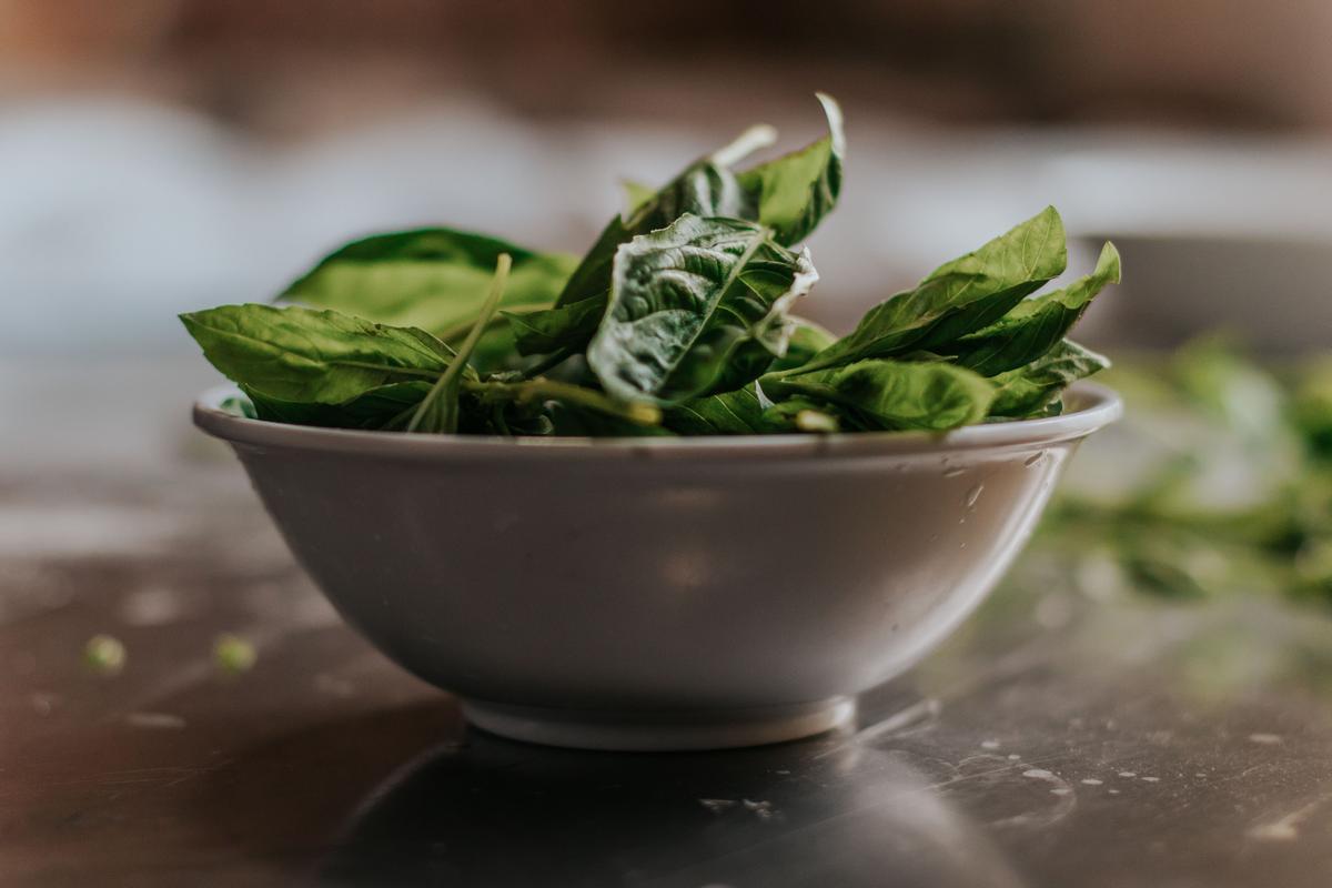 Las espinacas son uno de los superalimentos estrella.