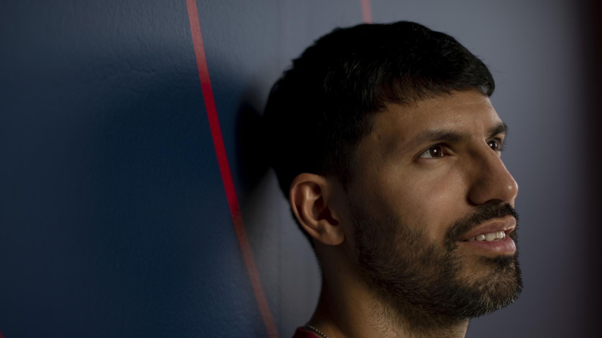 El argentino Kun Agüero fotografiado en la ciutat esportiva Joan Gamper