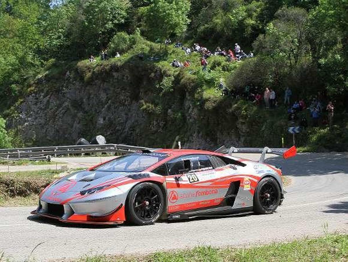 Faggioli y Villa brillan en el Fito