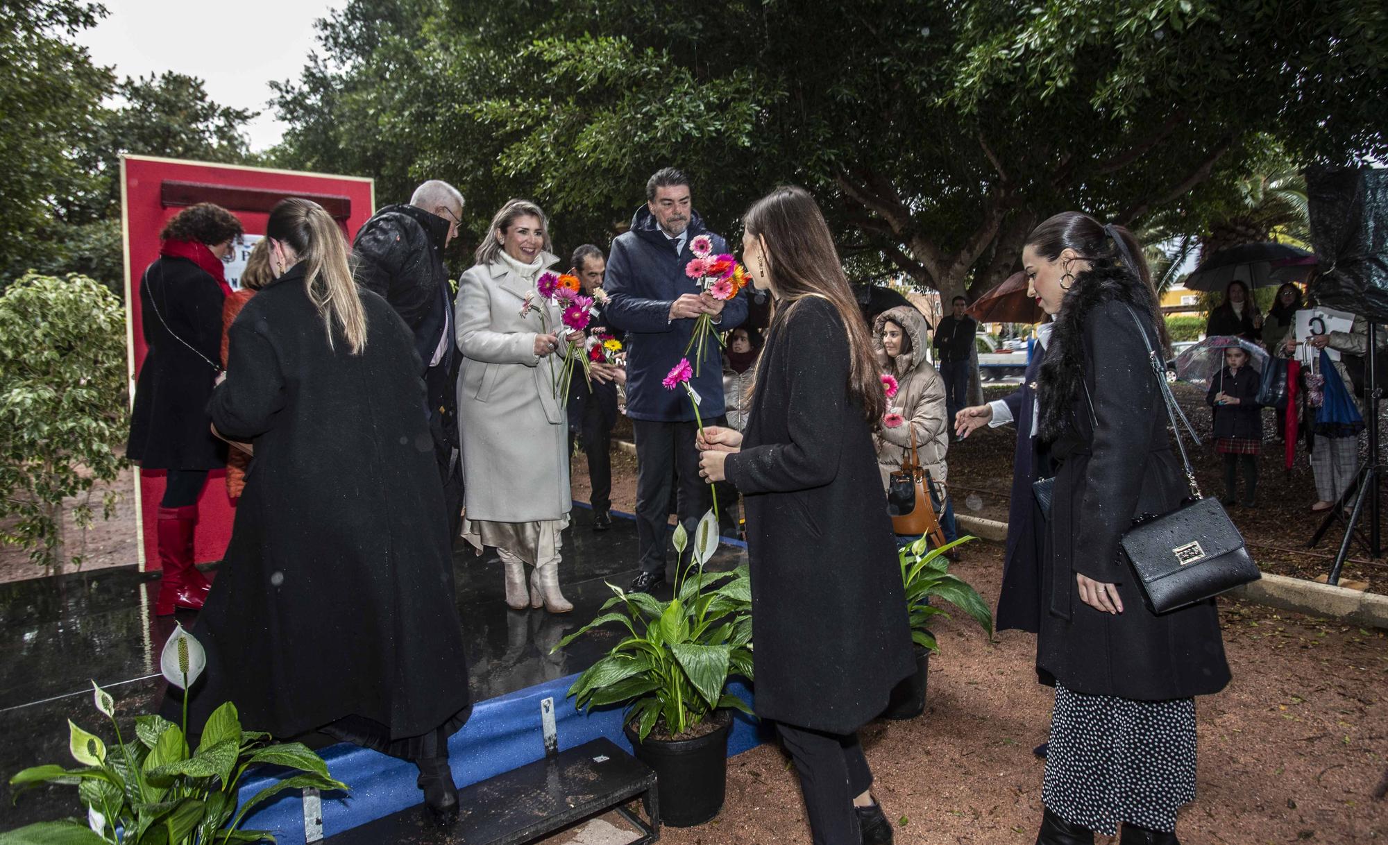 Inauguración del parque Damas del Fuego