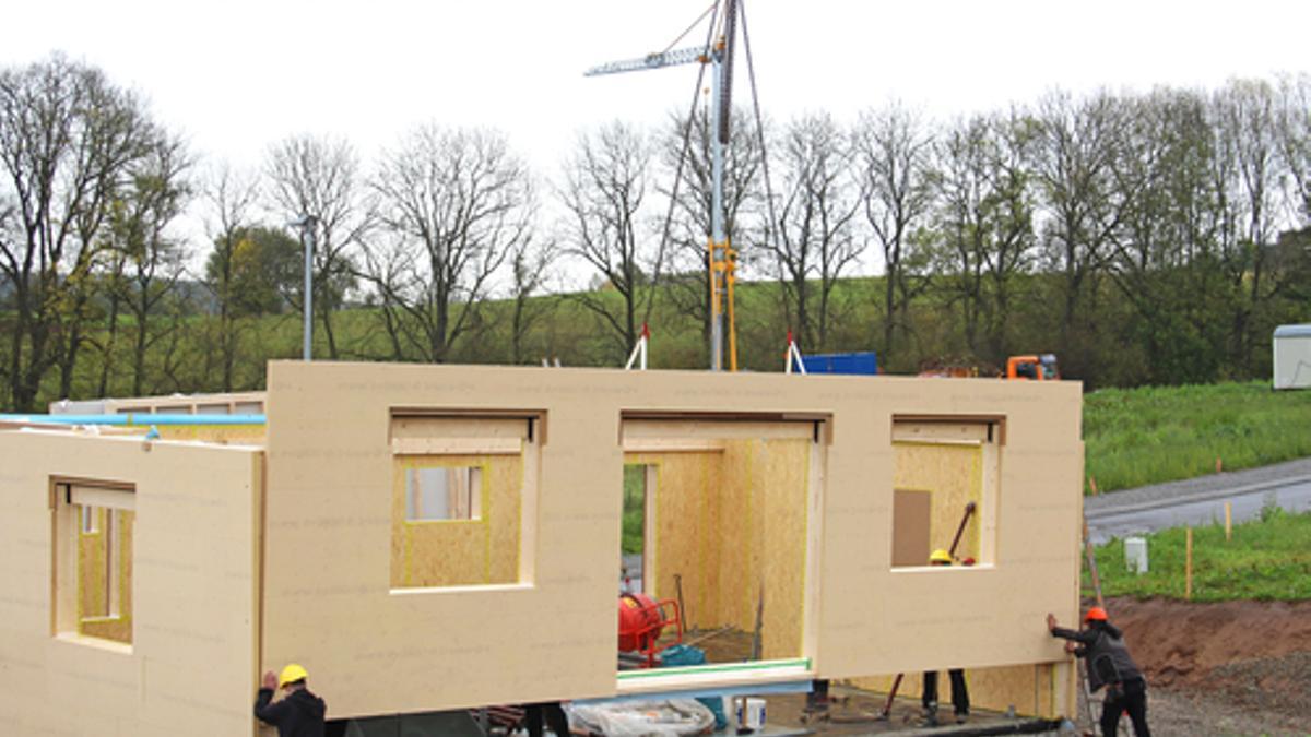 Instalación de casas prefabricadas.