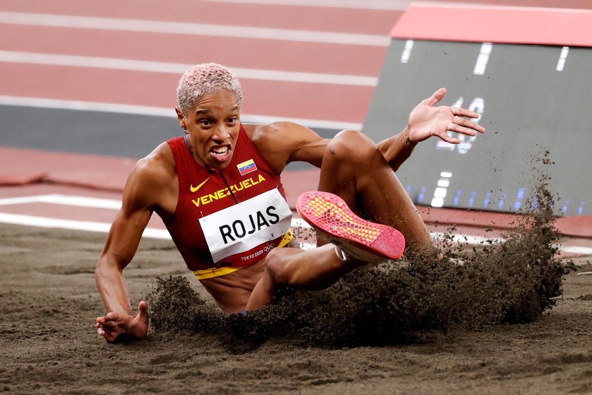 La venezolona, Yulima Rojas, logra un nuevo récord mundial en triple salto.