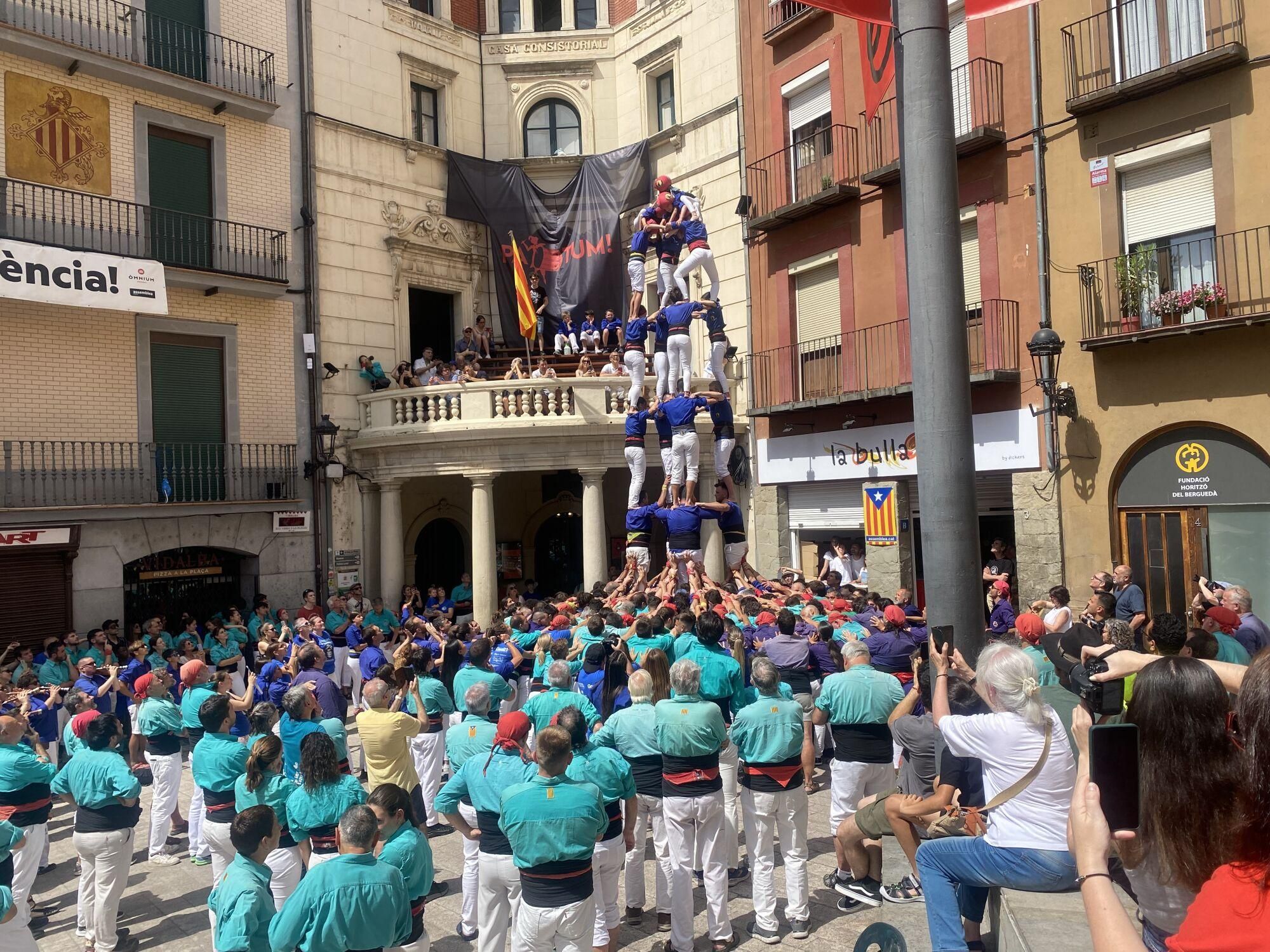 Diada dels Quatre fuets de Berga - Castellers