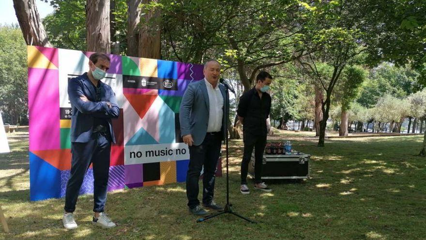 El alcalde de Culleredo, José Ramón Riobóo, en la presentación del I Morriña Fest celebrado en O Burgo el pasado verano.