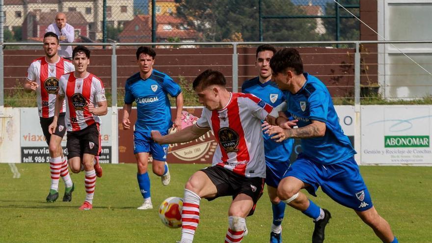 La suerte se olvida del Céltiga y le sonríe al Atlético Arteixo