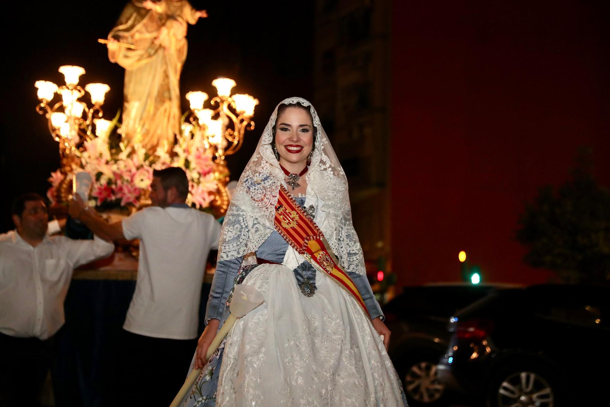 Temporada de Procesiones: Carmen, Nerea y las cortes, en la de María Auxiliadora