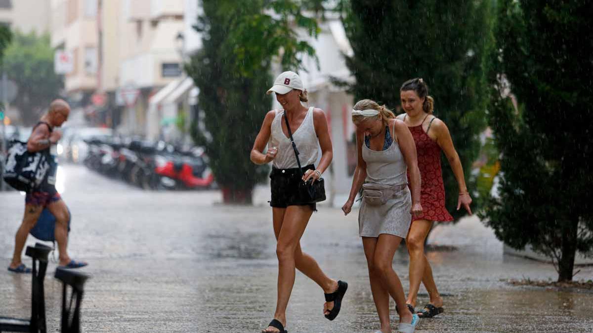 Imágenes de la lluvia torrencial en Ibiza y Formentera