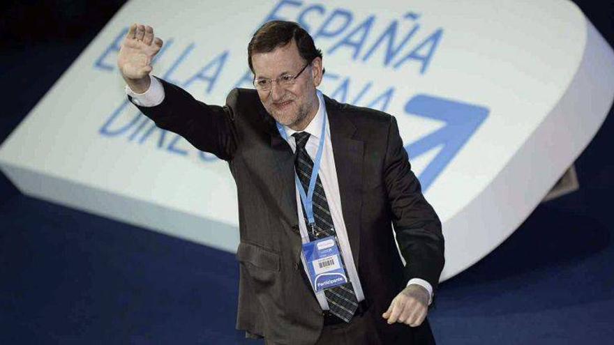 Rajoy anuncia &quot;bajadas sucesivas de impuestos&quot; a partir del 2015