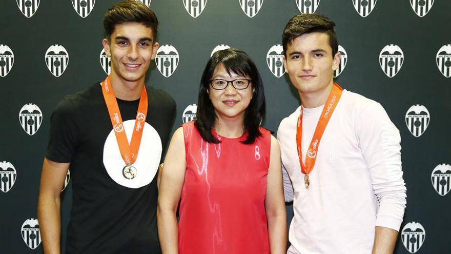 Layhoon Chan felicita a los campeones de Europa sub´17