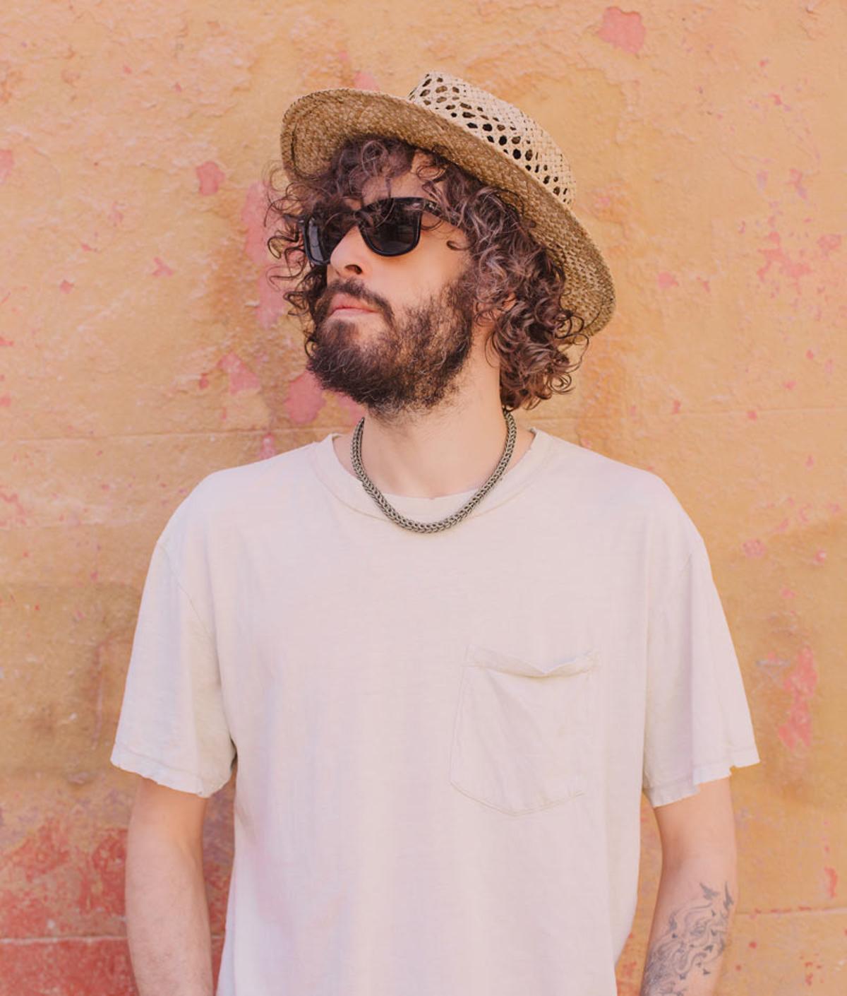 El Pau fusiona rumba con canción de autor en Sant Joan d’Alacant.