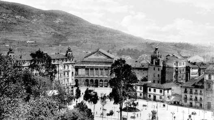 Vista de la Escandalera hace casi un siglo, con la cárcel Galera antes de su derribo.