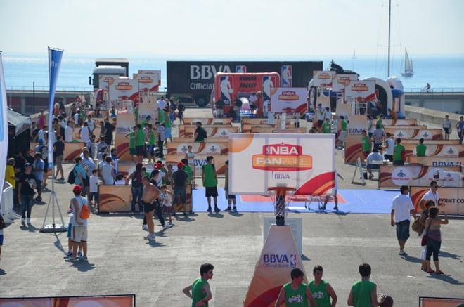 La NBA Fanzone tuvo lugar el fin de semana del 10 y 11 de septiembre en el Moll de la Marina de Barcelona