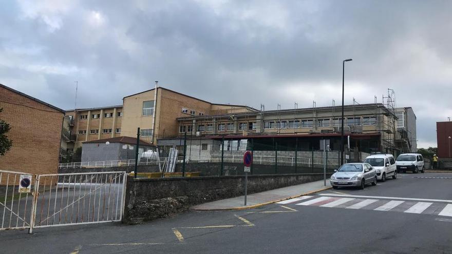 Obras de reforma en el colegio Vicente Otero Valcárcel.