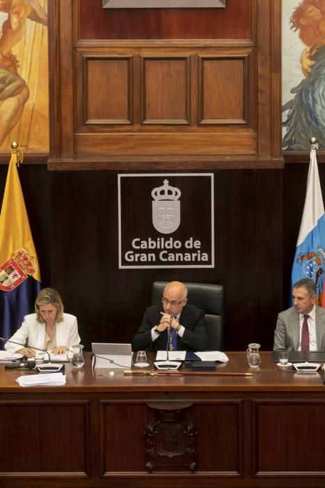 22.06.19. Las Palmas de Gran Canaria. El Cabildo de Gran Canaria celebra el pleno de constitución de la nueva corporación, con Antonio Morales como presidente, al haber sido el candidato más votado. Foto Quique Curbelo  | 22/06/2019 | Fotógrafo: Quique Curbelo