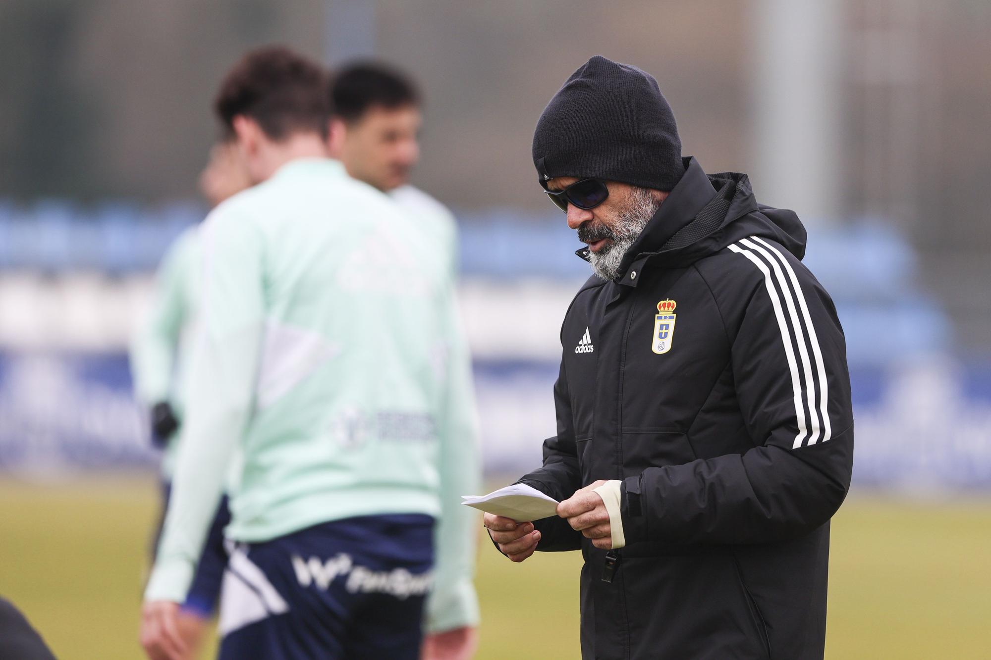 EN IMÁGENES: la vuelta al trabajo del Oviedo tras la derrota ante el Mirandés