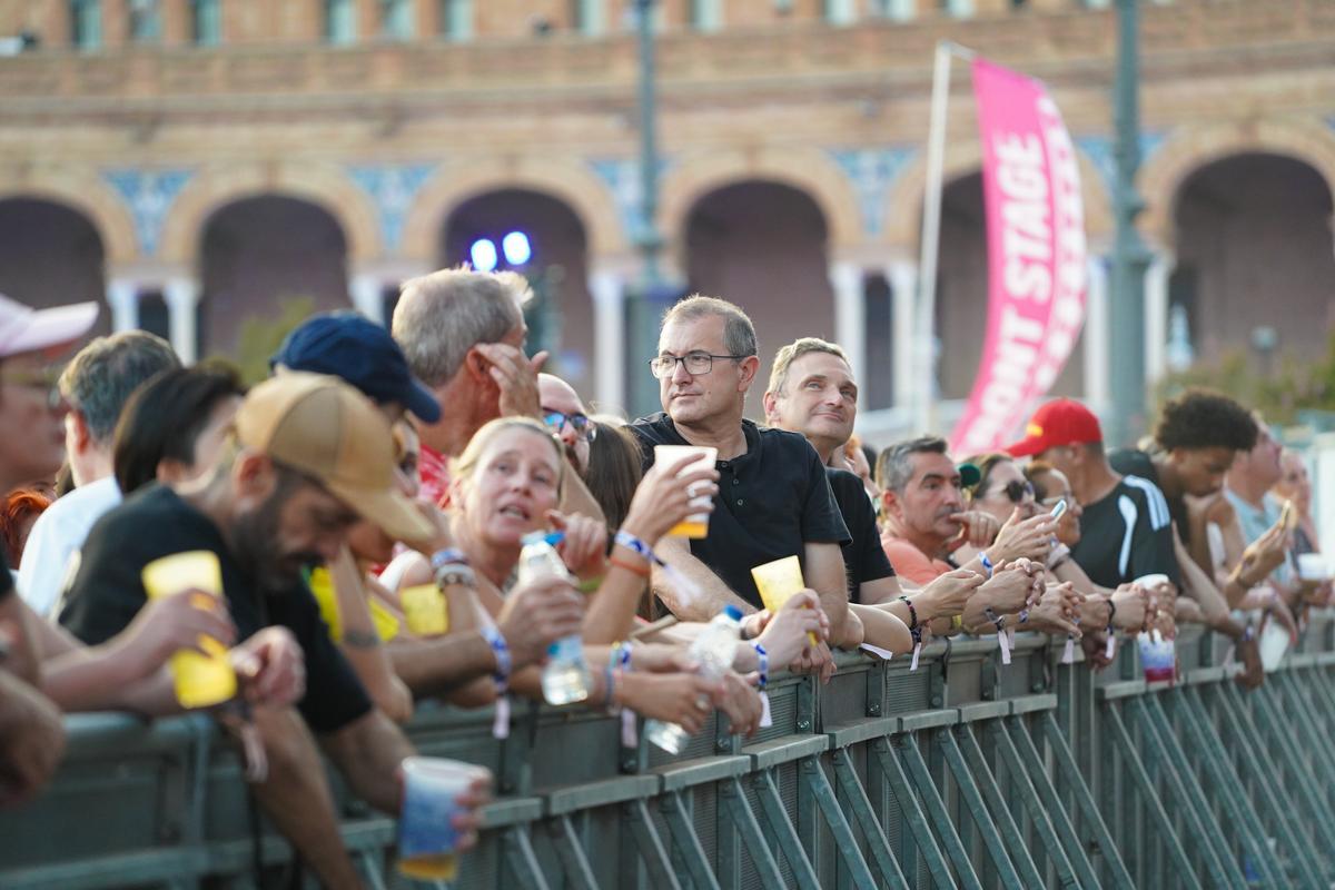 ¿Estuviste en el concierto de Sting en Icónica Santalucía Sevilla Fest? ¡Búscate en nuestra fotogalería!