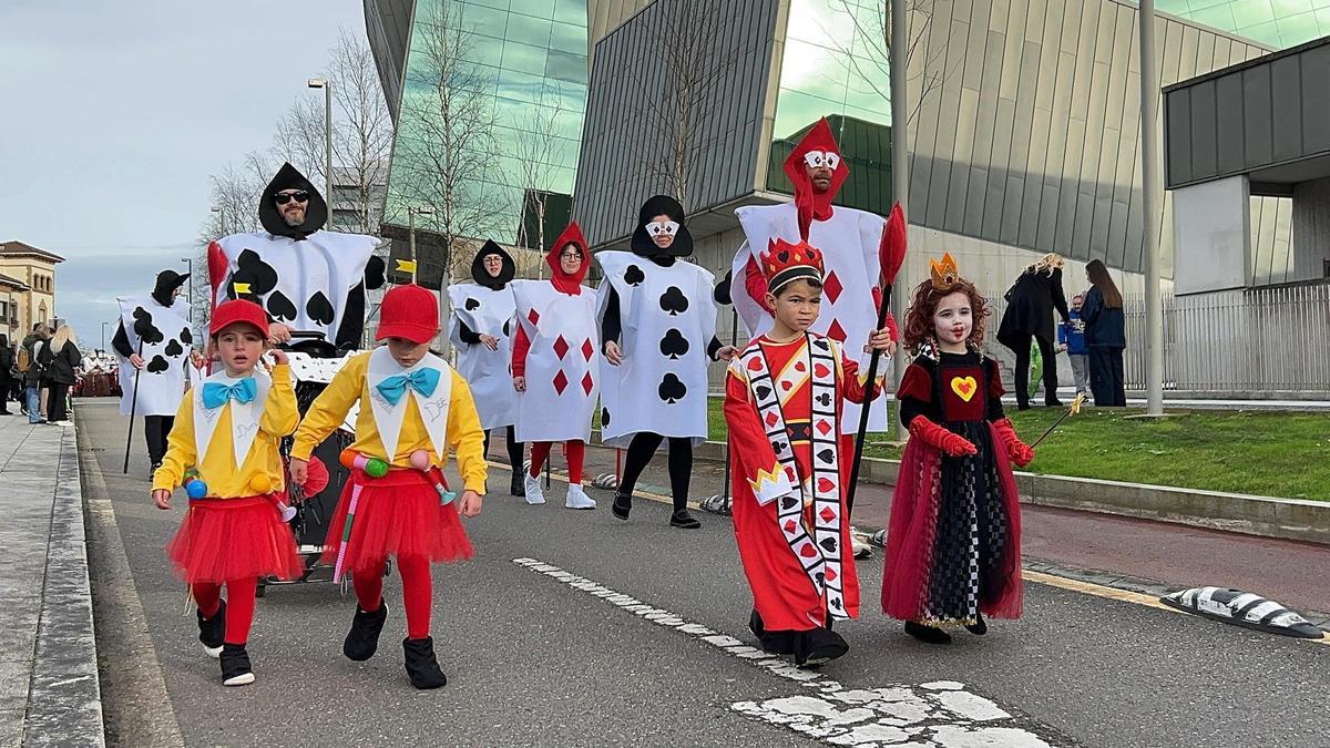 EN IMÁGENES: Así fue el desfile de carnaval en Pola de Siero