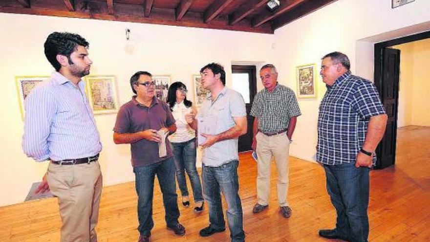 Fermín Santos muestra sus «Sellos del mundo» en Mieres