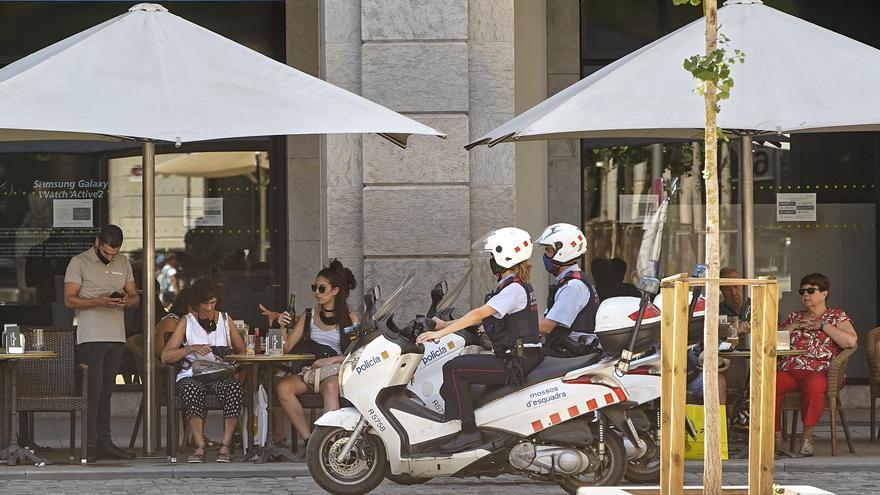 Les motos dels Mossos podran incorporar radars lleugers per detectar excés de velocitat