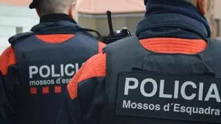 Detenen deu persones per vuit robatoris amb violència i intimidació a Girona