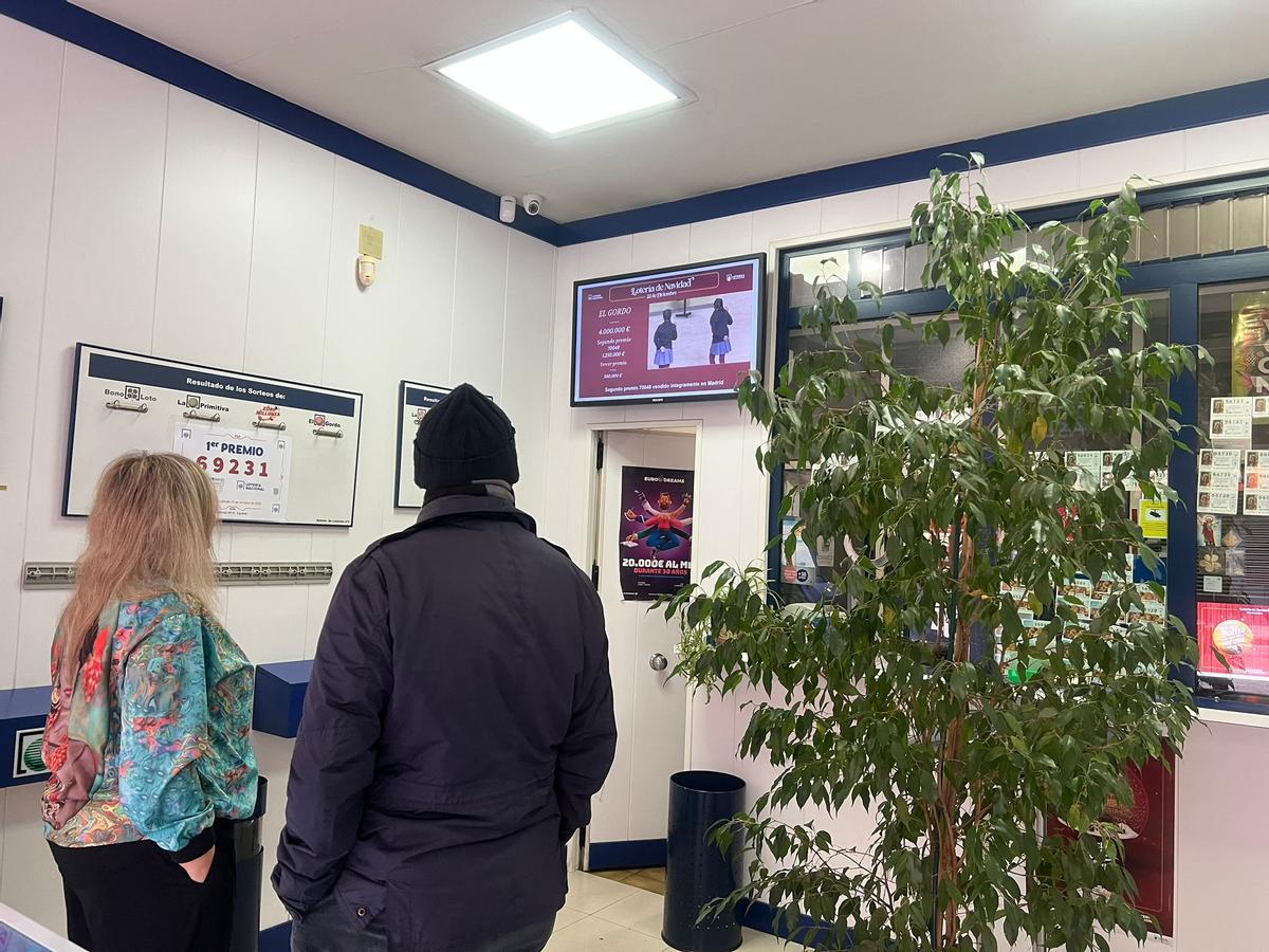Fotogalería | Los instantes del sorteo de la Lotería de Navidad en Extremadura