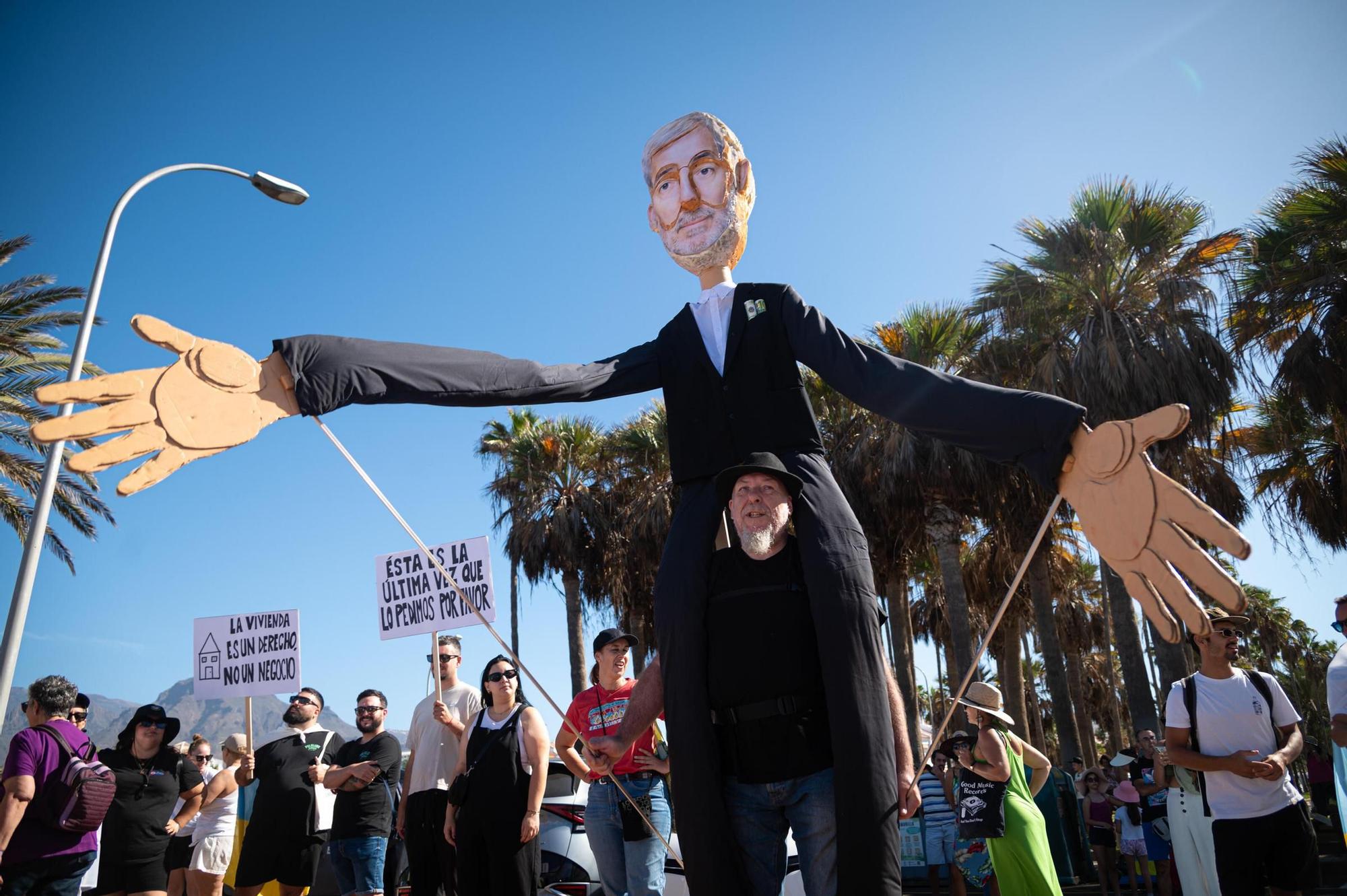 Todas las imágenes de la manifestación del 20-O en Tenerife
