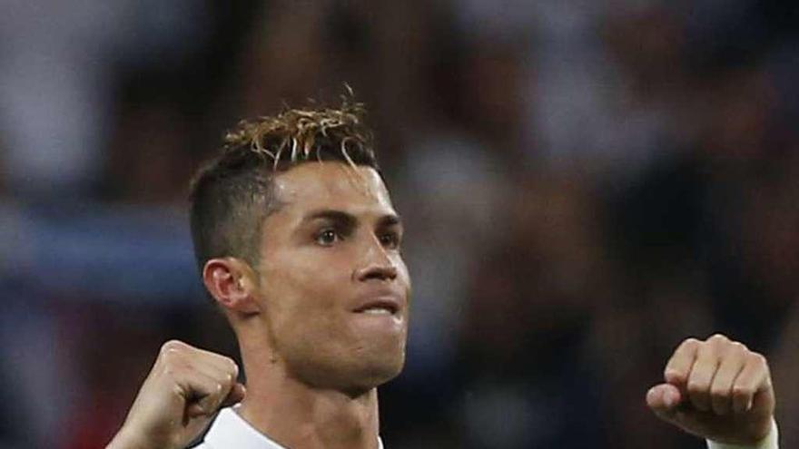 Cristiano Ronaldo celebra un gol con el Madrid.