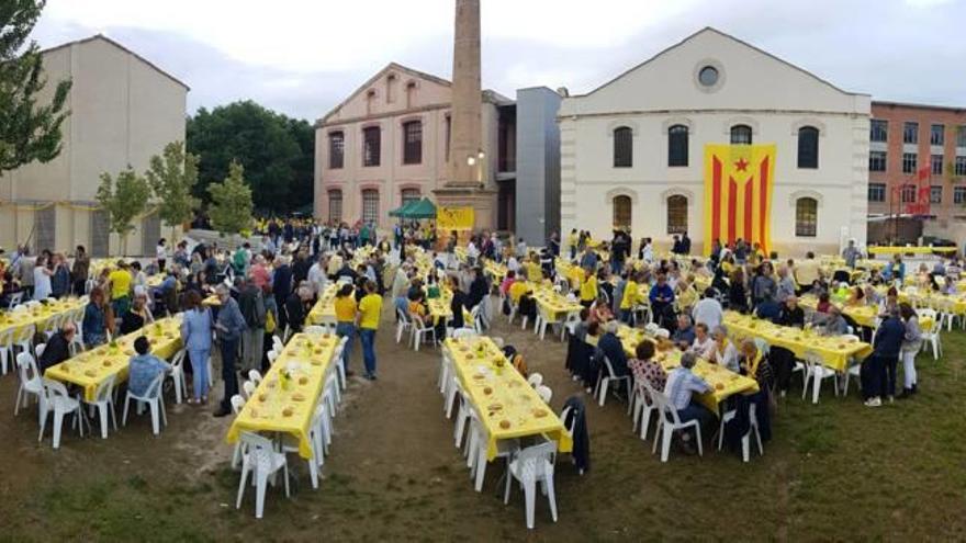 El Sopar Groc que es va celebrar a Igualada, aquest estiu