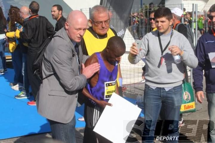 Las mejores imágenes del Maratón Valencia Trinidad Alfonso 2015