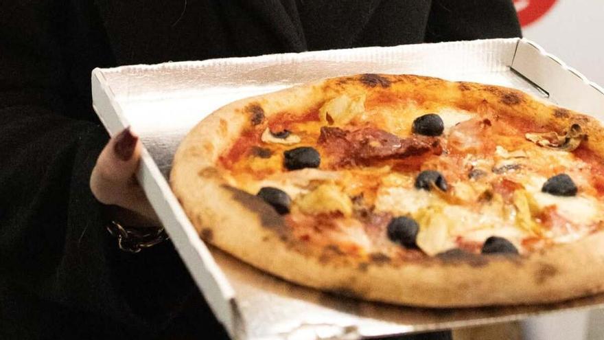 Pizza Wow: pizza italiana 24 horas en La Laguna.