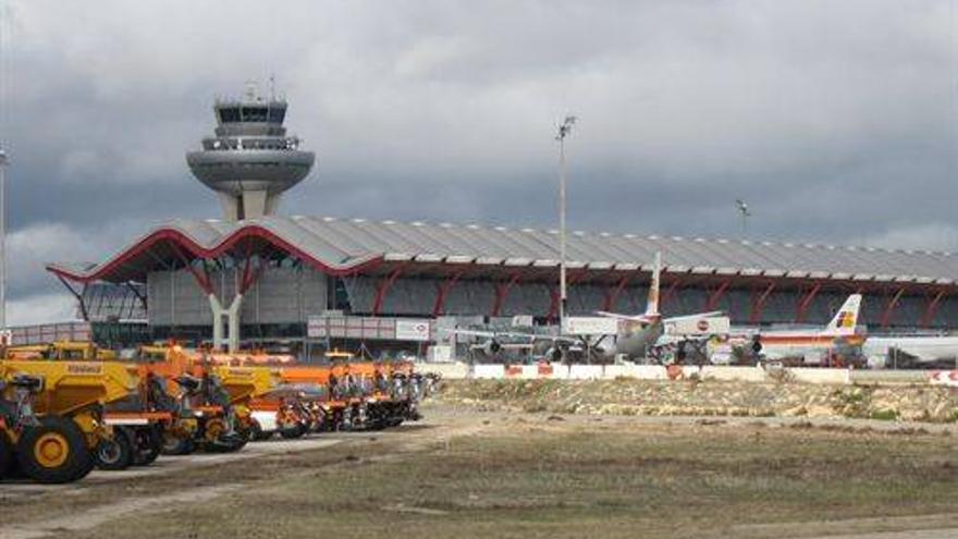 La niebla obliga al aeropuerto de Barajas a regular el número de aterrizajes