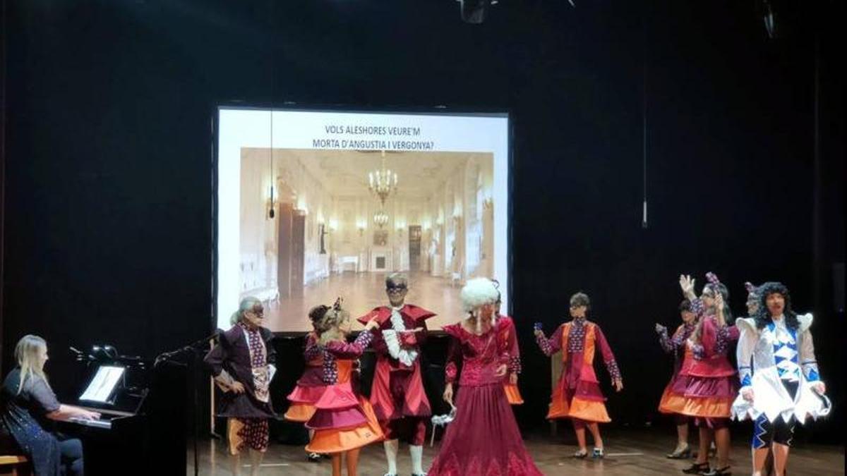 L’escola Artístic de Vilanova del Camí omple Can Papasseit amb els primers festivals de fi de curs