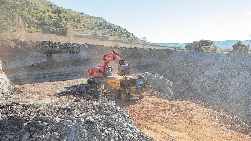 La Generalitat agilizará los trámites en las minas de arcilla para la cerámica