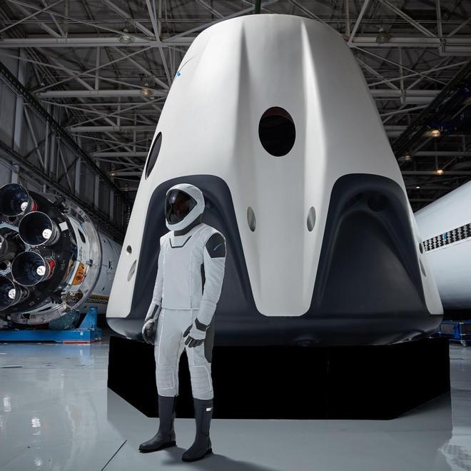 SpaceX, Estacion Espacial Internacional