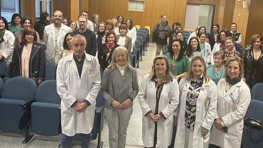 Participantes no acto conmemorativo do décimo aniversario da unidade.