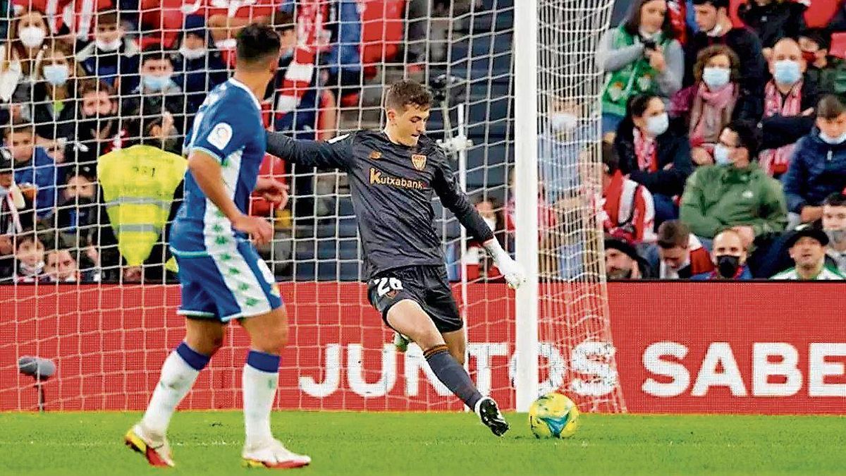 El portero Agirrezabala en un partido de liga