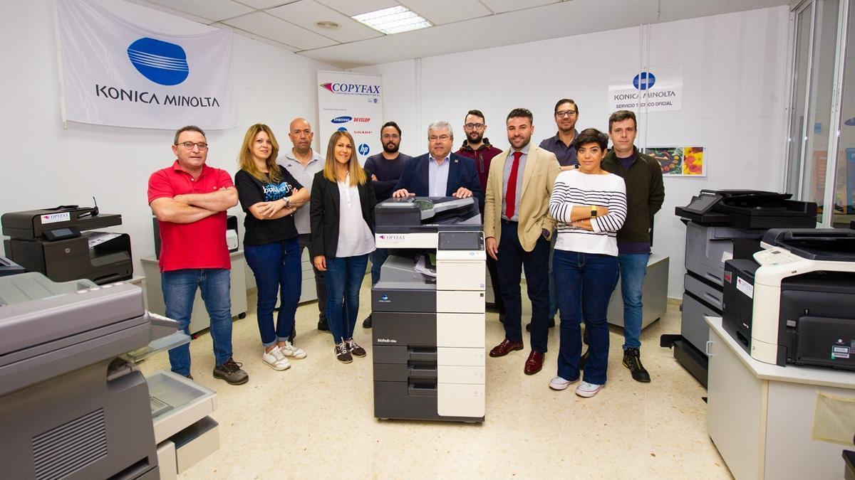 Copyfax es una empresa familiar integrada por diez profesionales.