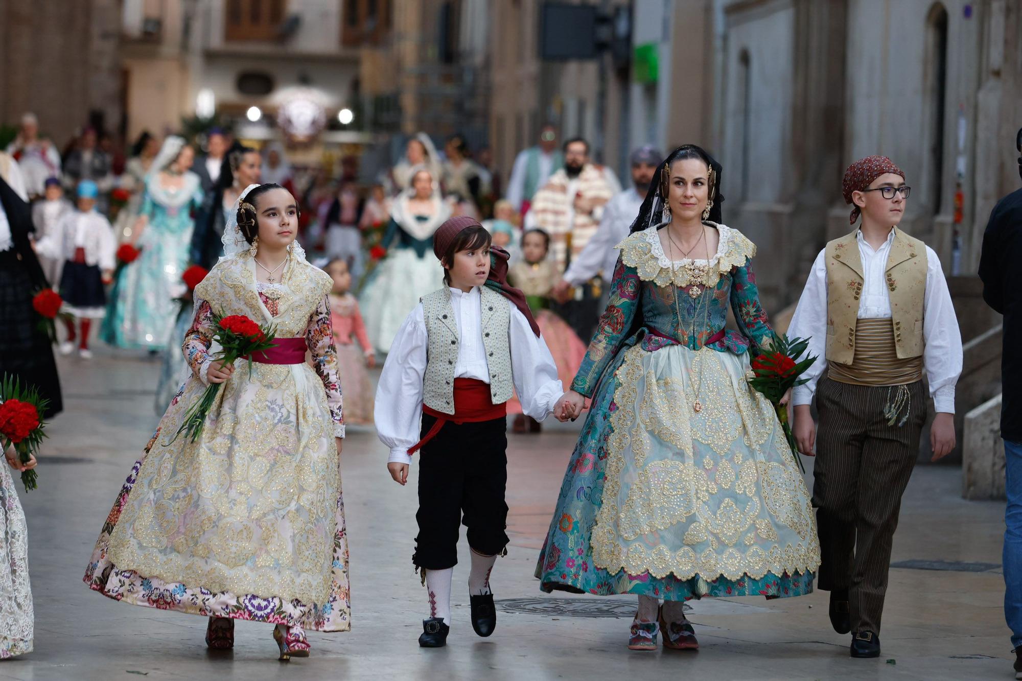 Búscate en el primer día de la Ofrenda en la calle San Vicente entre las 18:00 y las 19:00