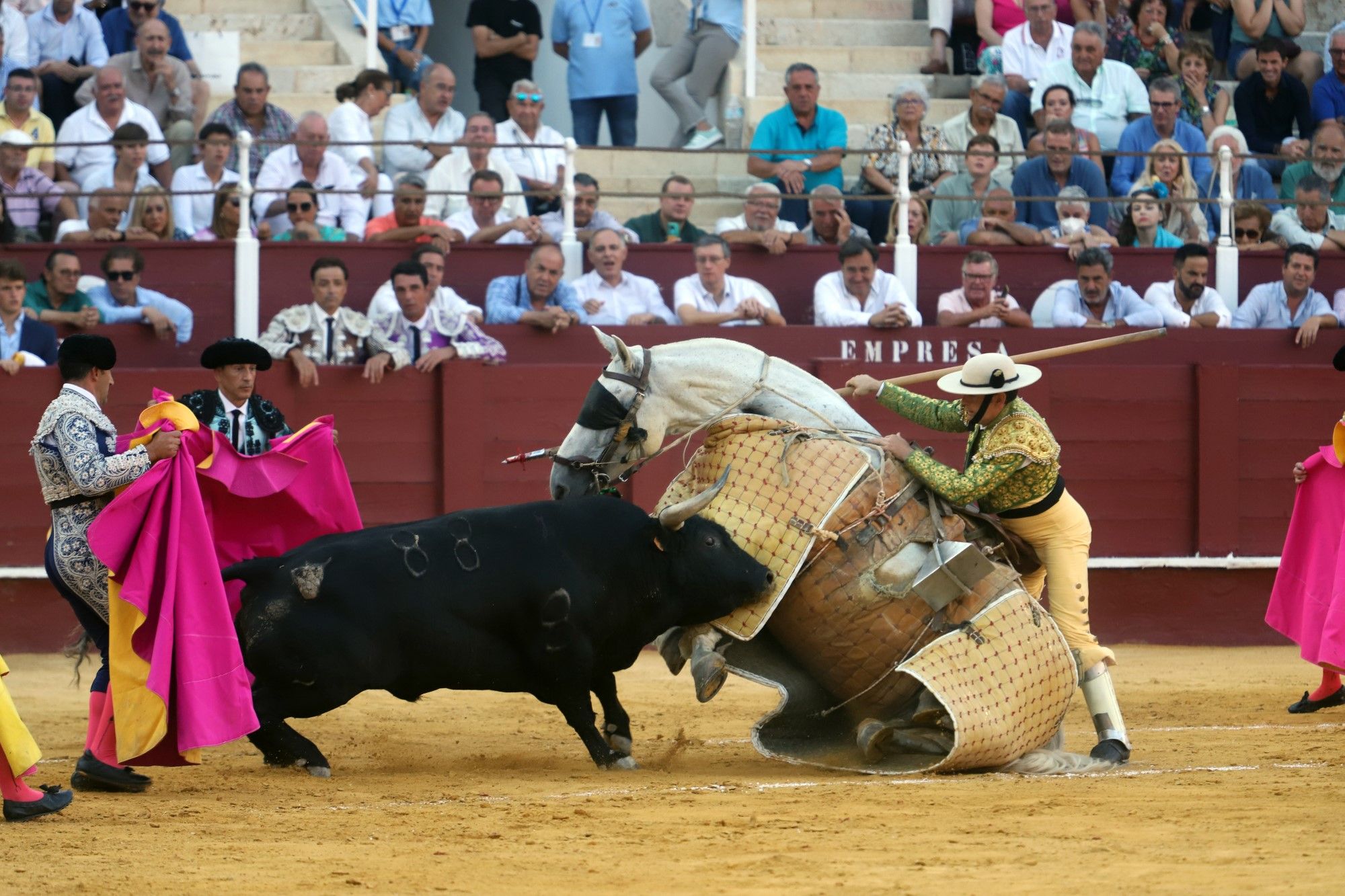 Decepción en el Desafío Ganadero en La Malagueta en la tercera de abono