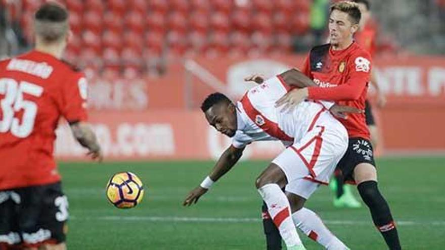 El Mallorca logra una victoria vital contra el Rayo