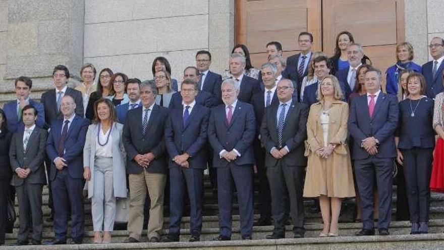 Foto de grupo de diputados.