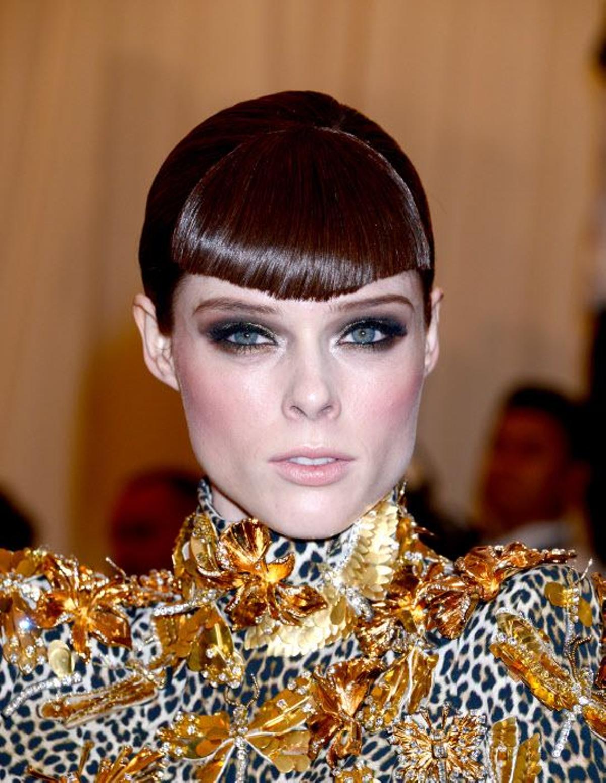 Los recogidos más famosos del MET: Coco Rocha, 2013.