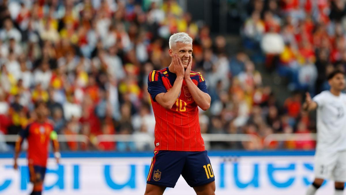 SELECCIÓN ESPAÑOLA DE FÚTBOL | Dani Olmo aprieta para formar parte del ‘once’ de De la Fuente en el Mundial