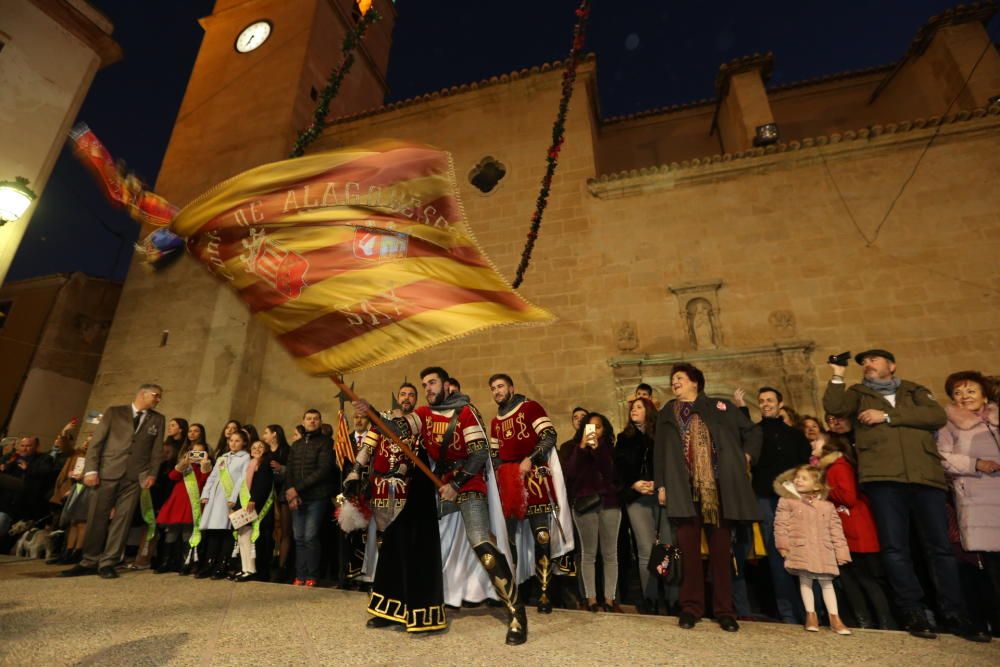 desfile de la comparsa Alagoneses de Sax