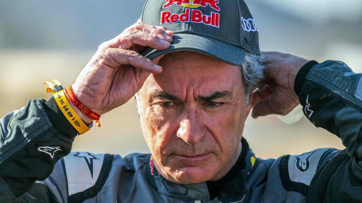 Carlos Sainz, al finalizar la tercera etapa del Dakar.