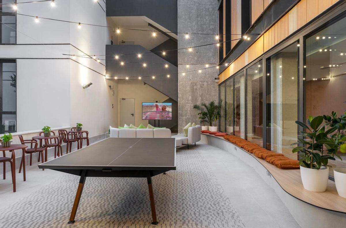 Residencia universitaria Yugo Palm Studios Residencia universitaria Yugo Palm Studios