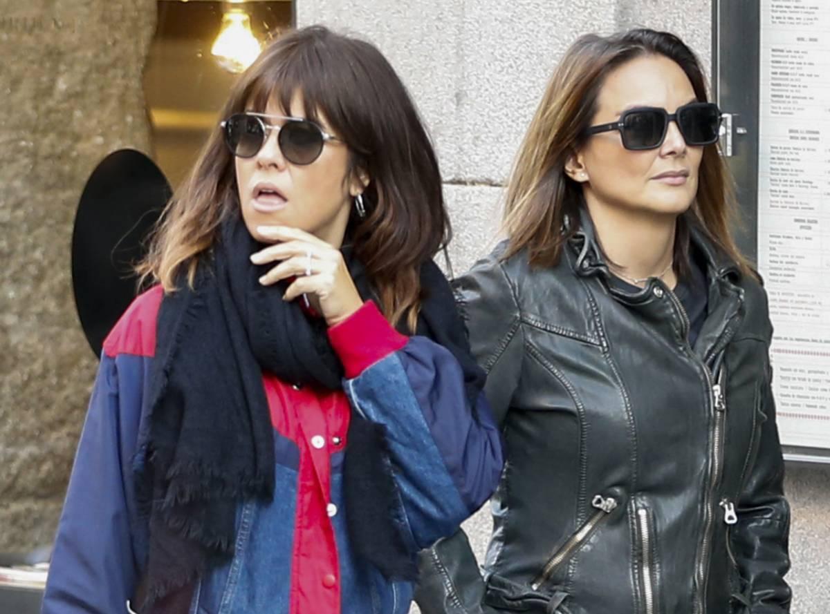 Vanesa Martín y la presentadora Mónica Carrillo, estuvieron saliendo hace varios años