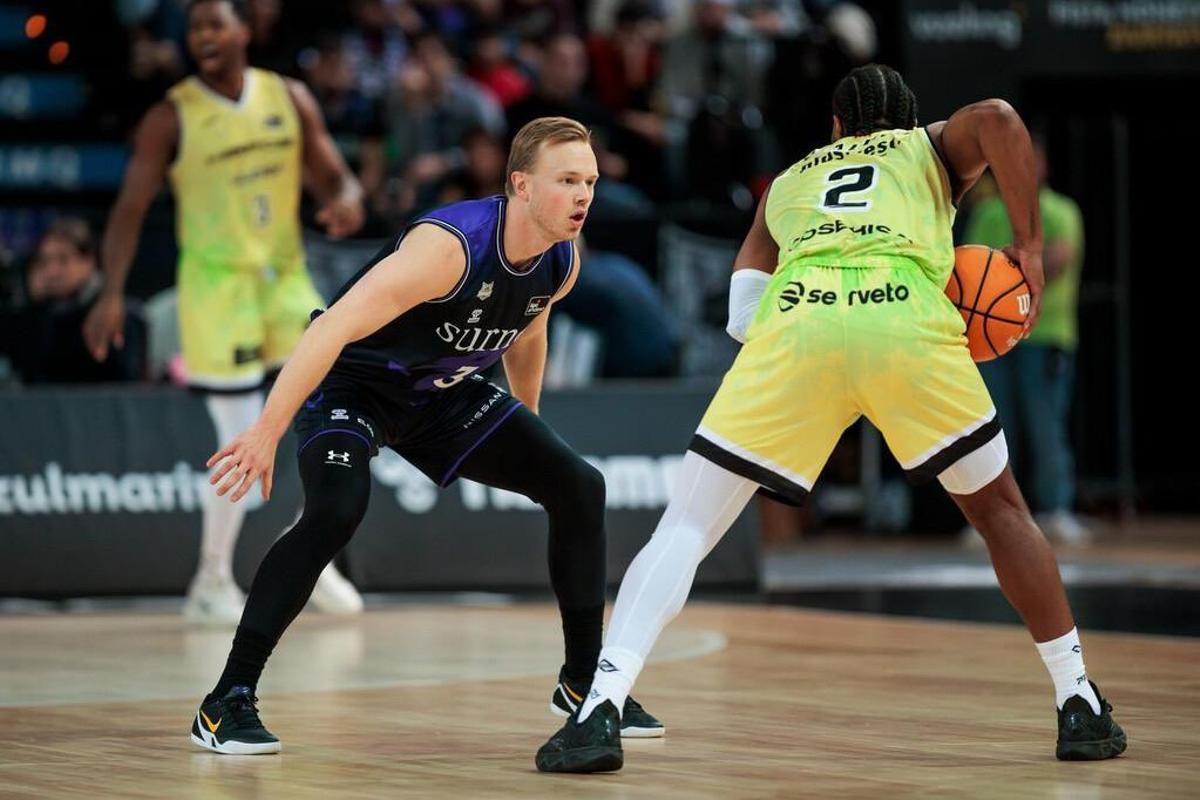 El Surne Bilbao sigue invicto en casa tras imponerse al Hiopos Lleida