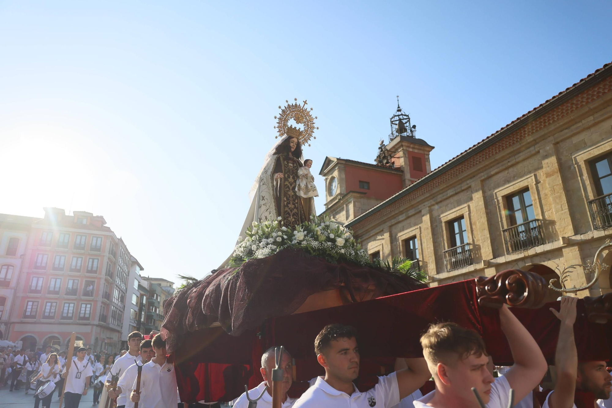 EN IMÁGENES: La procesión del Carmen en Avilés