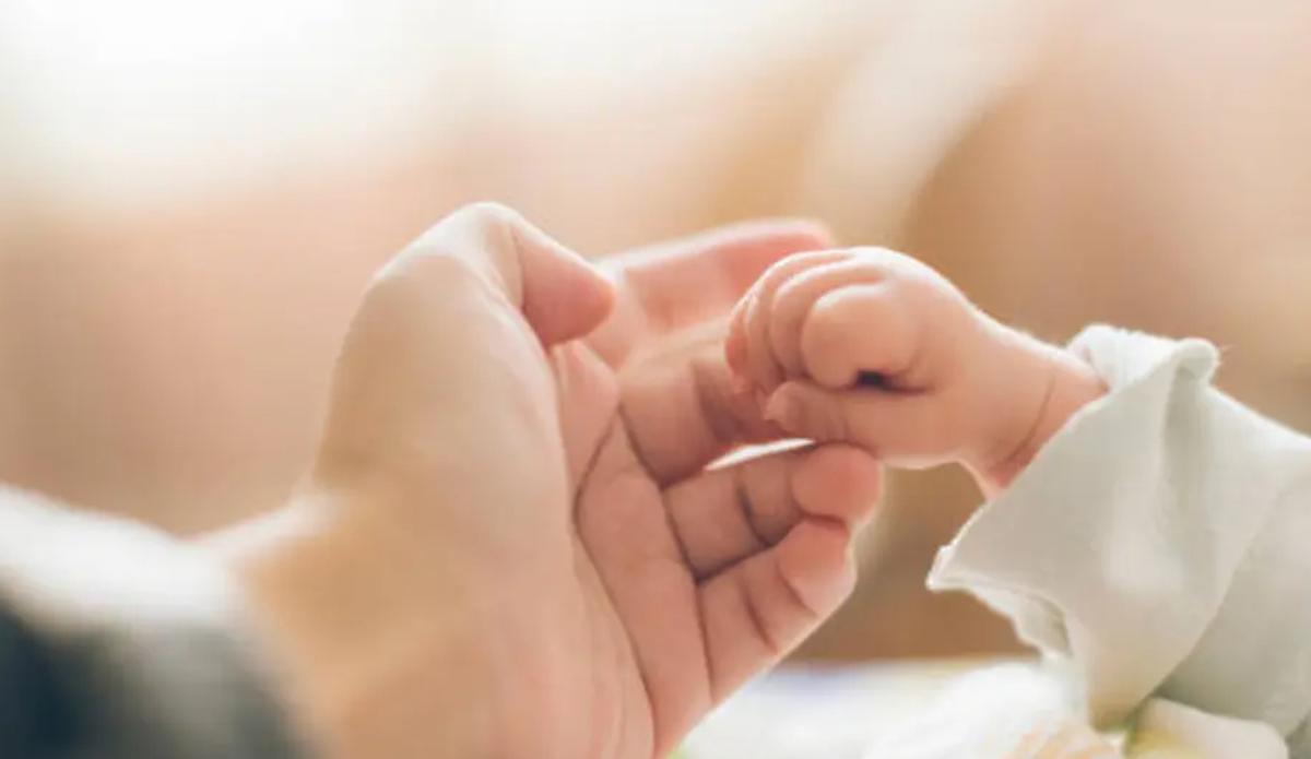 Absuelto el médico acusado por la muerte de una bebé en Lanzarote: la Justicia descarta negligencia médica